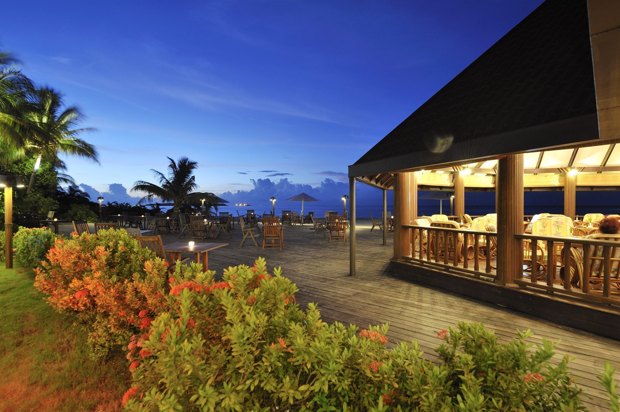 Holiday Island Resort & Spa Maamigili Island Екстер'єр фото
